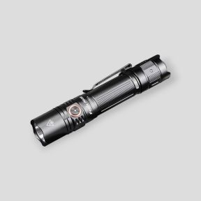 Lampe tactique PD35 V3 - Fenix