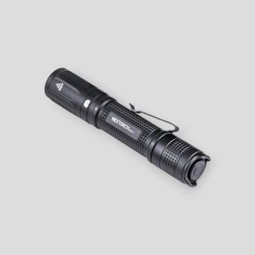Lampe tactique rechargeable E51D (2 100 lumens) - Nextorch